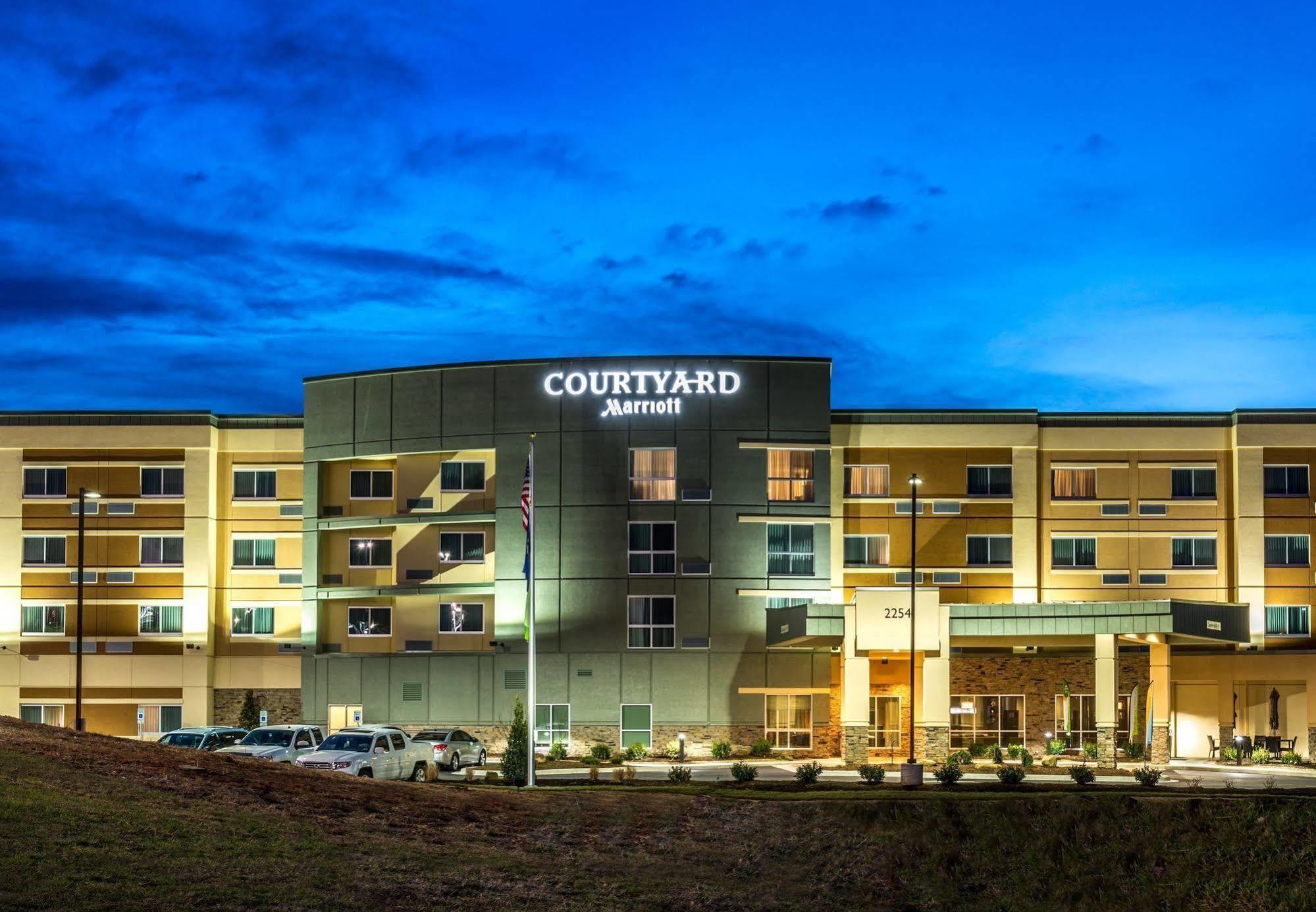 Courtyard By Marriott Somerset Exterior foto